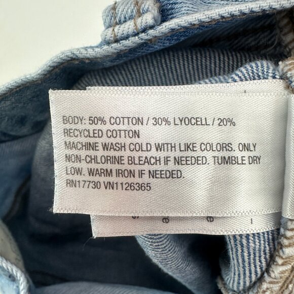 Universal Thread 90's Baggy Button Fly Women's size 4 Two Tone Blue Denim jeans - Picture 4 of 5